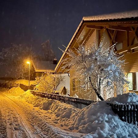 Ferienwohnung Am Kirchberg Achslach Exterior foto